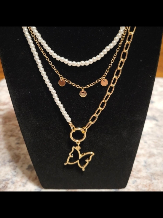 Full Tilt Jewelry - 🌈5 For $20🌈 Full Tilt Gold & White Layered Butterfly Necklace